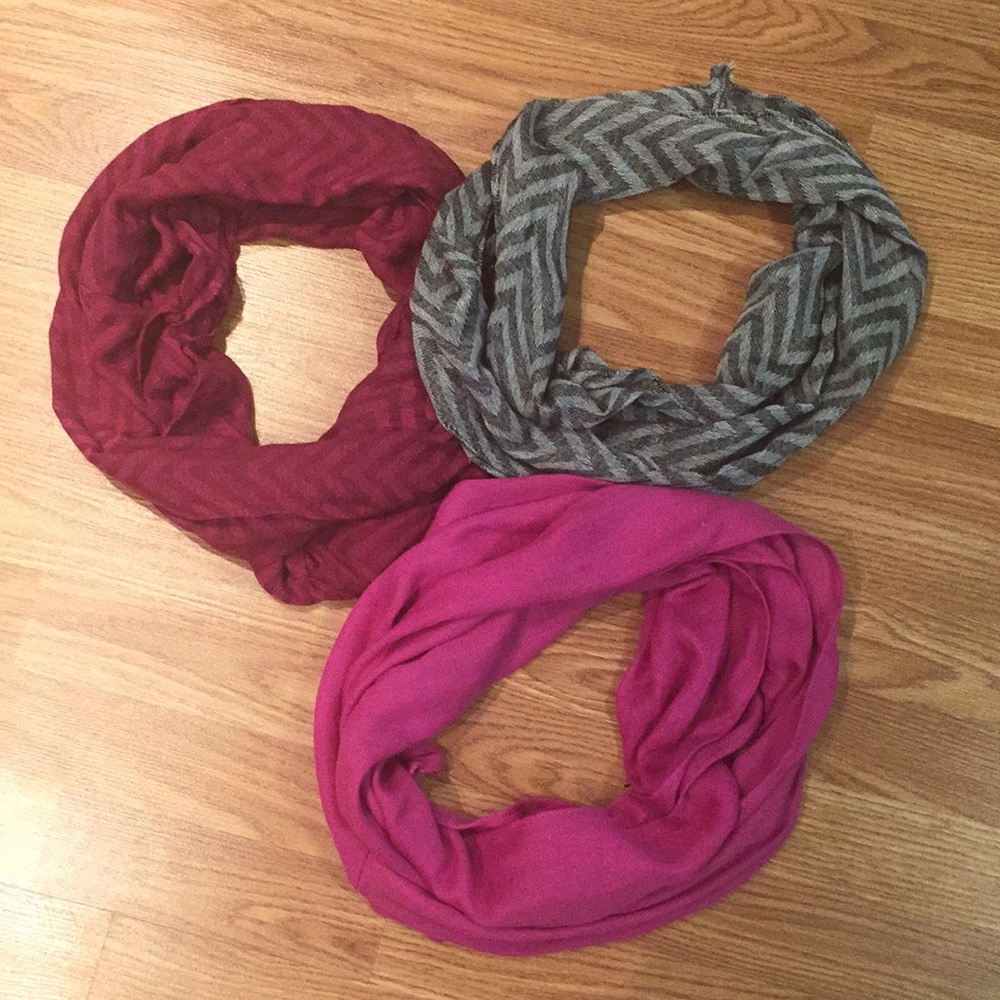 Set of three lightweight infinity scarves